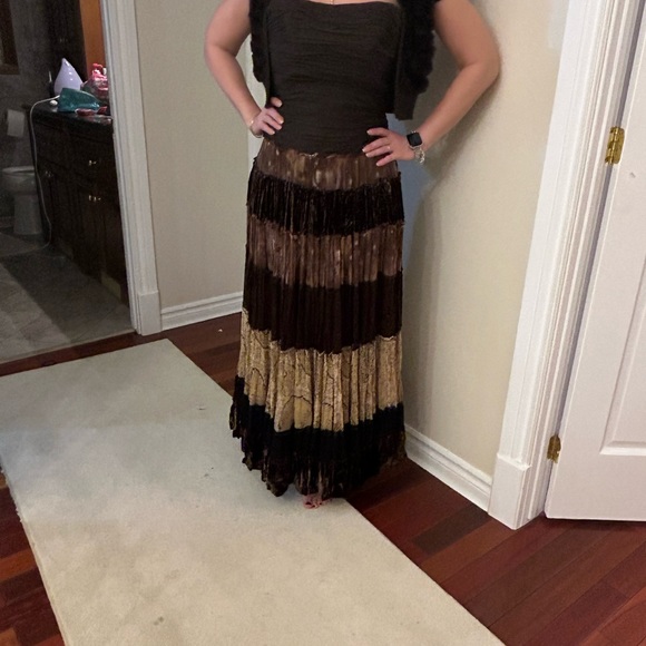 BCBG gown - Picture 4 of 10